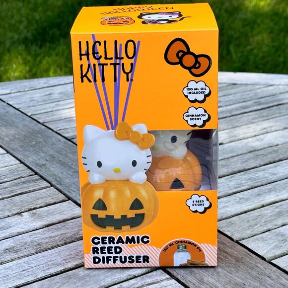Halloween Hello Kitty In Pumpkin Red Diffuser Cinnamon Scent Oil New in Box - Picture 12 of 16